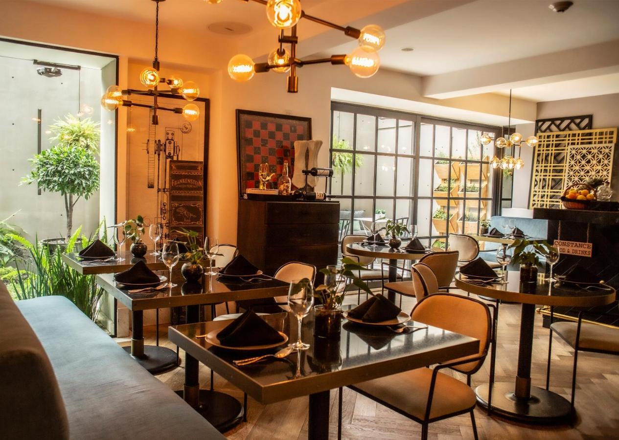The Wild Oscar Hotel Mexico City